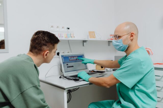 CBCT înainte de implant: ce vede medicul pe tomografia 3D